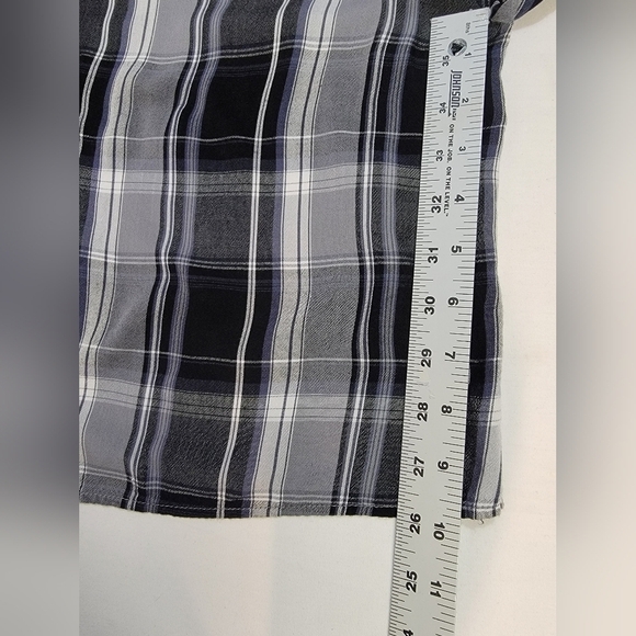 URBAN OUTFITTERS Women's Size Large Round Neckline Long Sleeve w/ drawstrings - Picture 5 of 10